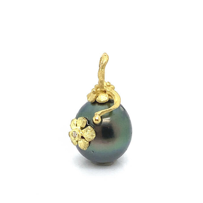 18K Dark Grey Tahitian Pearl and Diamond Pendant