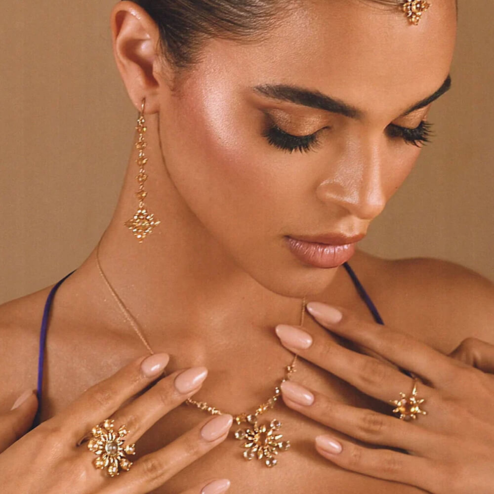 reign-los-angeles_RLA-RJG_model