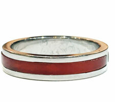 Dyanne Belle created this ring for a client who wanted a ring channel set with carnelian. We had the carnelian custom cut for this silver ring.