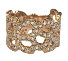 Custom made diamond pave ring in 18k rose gold.